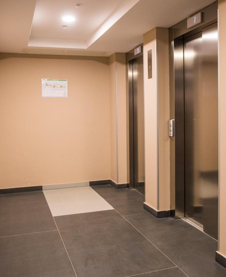 Apartma Downtown Oasis *